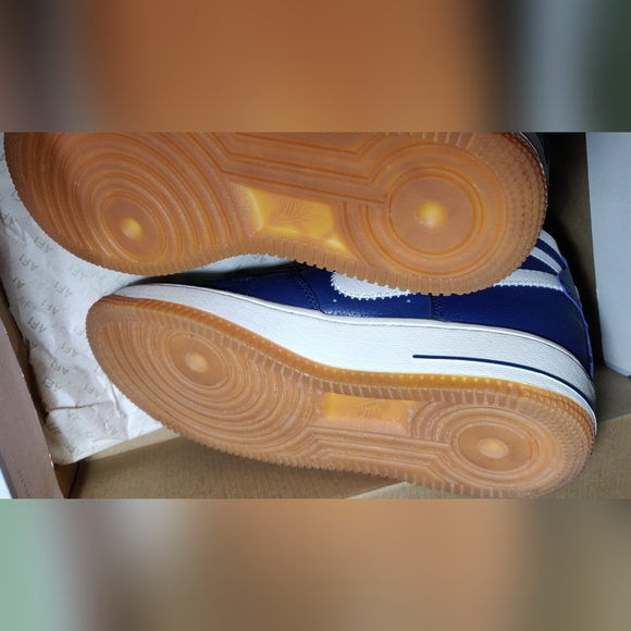 6Y Blue Nike - Picture 9 of 13